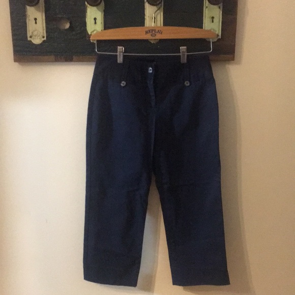 2/$12 The Limited Drew Fit Black Capri Size 0 - Picture 3 of 6